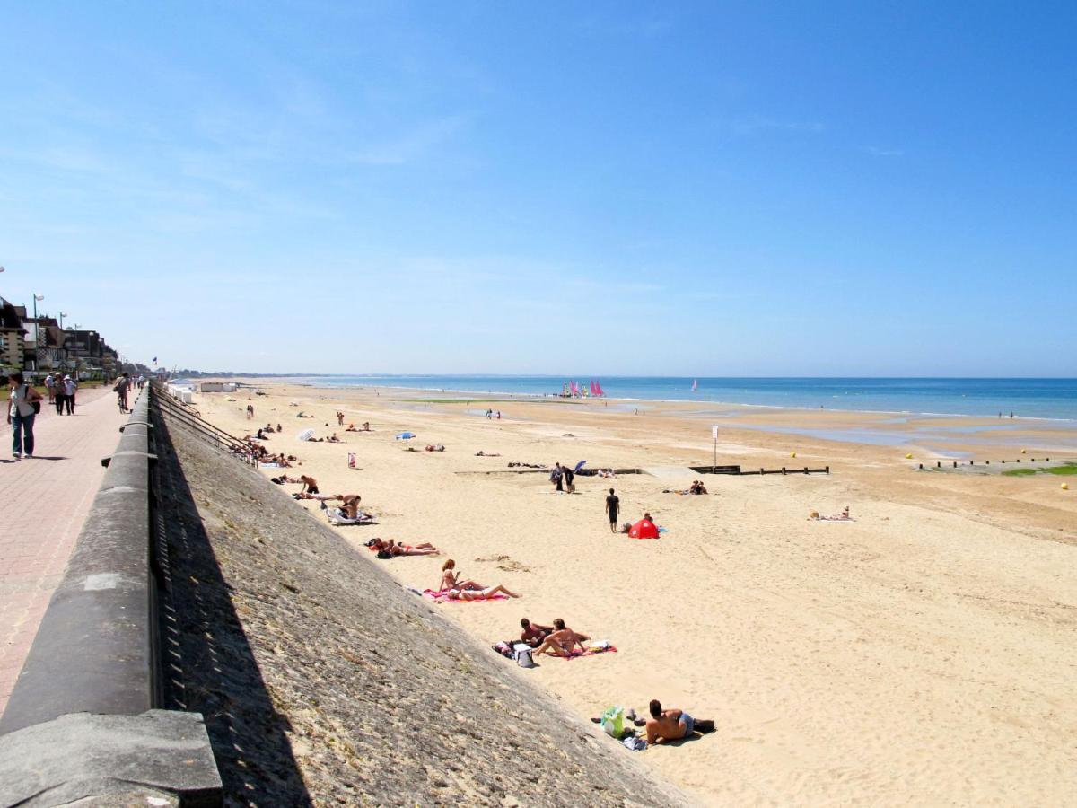 Apartment Les Marines 1 et 2-4 Cabourg Extérieur photo